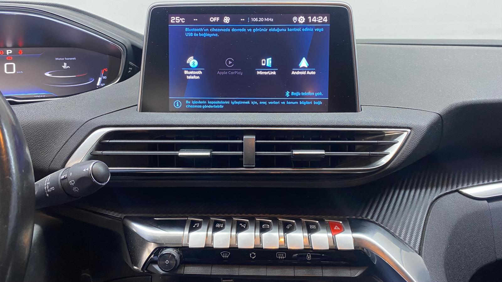 PEUGEOT 3008 14
